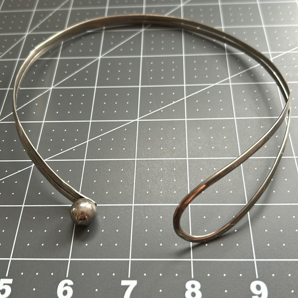 Vintage silver tone Collar necklace